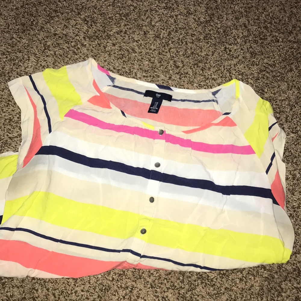 GAP striped lightweight shirt size M